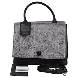 Borsa a mano bicolore di medie dimensioni con manico superiore - MCM