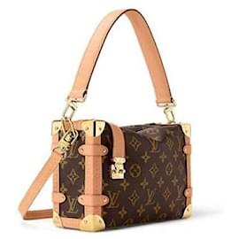 Side Trunk MM Monogram - Louis Vuitton