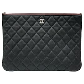 Chanel Clutch Classic Medium Black Caviar con Hardware Argentato