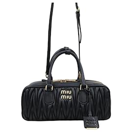 Totem Crossbody-Bag aus Nappa-Leder - Miu Miu