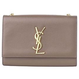 Saint Laurent Bolso bandolera pequeño Kate en monograma Caviar