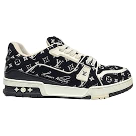 Louis Vuitton Sneakers LV Trainer in tessuto monogramma nero