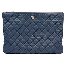 Chanel Caviar Clutch Large
