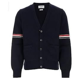 V-Ausschnitt-Cardigan aus Baumwolle mit Milano-Stich-Bündchen - Thom Browne