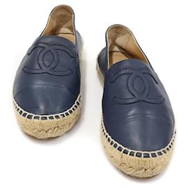 Espadrilles slip-on in pelle di agnello blu navy scuro da donna - Chanel
