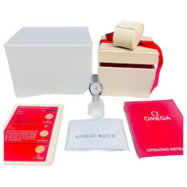 Omega Orologio da donna Seamaster Aqua Terra in acciaio con quadrante in madreperla e diamanti