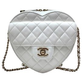 Chanel Borsa Heart Large in agnello bianco