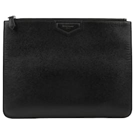 Clutch Antigona grande in pelle nera - Givenchy