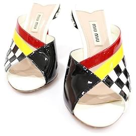 Miu Miu Sandali a punta aperta in vernice e cristalli multicolore da donna