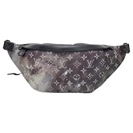 Louis Vuitton Marsupio Galaxy Monogram Discovery