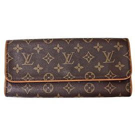 Louis Vuitton Twin Poche GM