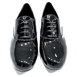 Lacklederschuhe - Prada