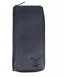 Louis Vuitton Aerogram Zip Long Wallet