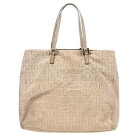 Fendi Bolsa de ombro shopper em lona cinza