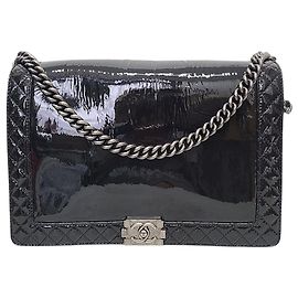 Chanel Borsa Boy Large in vernice argento vintage