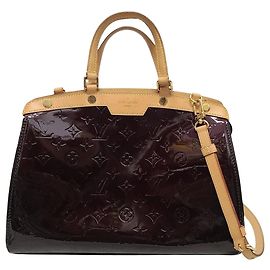 Louis Vuitton Borsa a tracolla Brea in vernice bordeaux