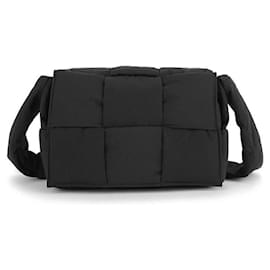 Bottega Veneta Piccola borsa a tracolla imbottita Padded Tech Cassette