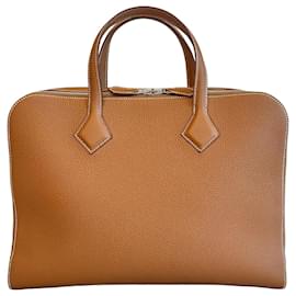 Valigetta Victoria Light Gold stamp: - Hermès