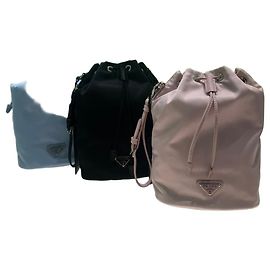 Prada Sacchetto con coulisse in Rynylon Nero Blu Alabaster Rosa