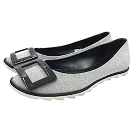 Roger Vivier flache Schuhe