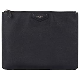 Clutch Antigona Black Medium Unisex - Givenchy