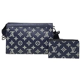 Louis Vuitton Portafoglio Wearable Gas Can con monogramma ombra blu inchiostro e bianco