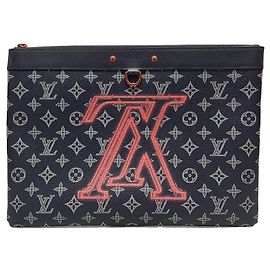 Louis Vuitton Clutch con Monogramma Capovolto
