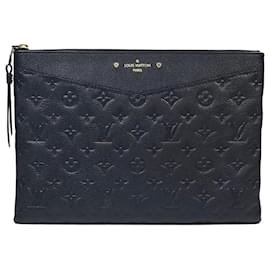 Louis Vuitton Clutch Daily Pouch in pelle Monogram Empreinte