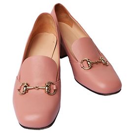 Gucci Décolleté con tacco medio e morsetto