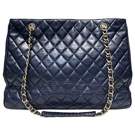 Chanel Grande borsa tote a spalla in pelle trapuntata vintage con logo CC Blu navy scuro