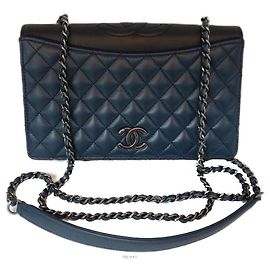Borsa a tracolla Chanel Lambskin Two-Tone Chain Series