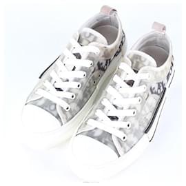 Oblique Low-Top Sneaker - Dior