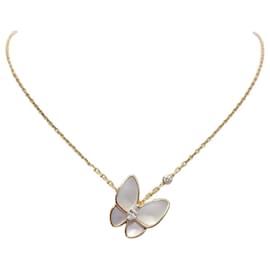 Van Cleef Rose Gold Diamond Mother of Pearl Two Butterflies Pendant Necklace - Van Cleef & Arpels