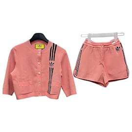 Conjunto Gucci Adidas