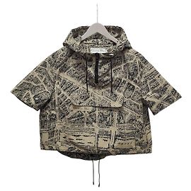 Dior Anorak con capucha en tafetán técnico jacquard beige y negro con motivo Plan Paris