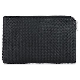 Bottega Veneta Intrecciato Clutch Bag (Schwarz)