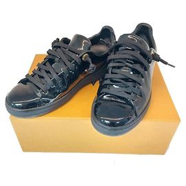 Louis Vuitton Sneakers Frontrow in vernice nera da donna