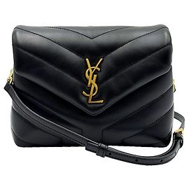 Saint Laurent Mini borsa a tracolla Lulu Toy in pelle di vitello nera con monogramma dorato