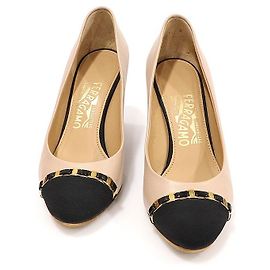 Salvatore Ferragamo Zapatos de cuña NANA Mujer Beige en piel de becerro