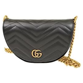 Gucci Mini borsa GG Marmont trapuntata con catena stamp: DTDHT