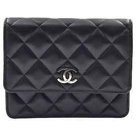 Chanel WOC Chain Crossbody Bag aus Lammleder mit Farbverlauf