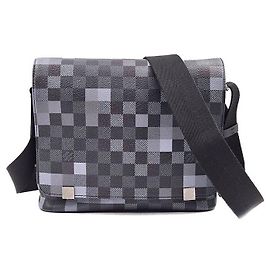 Louis Vuitton Damier Graphite District PM