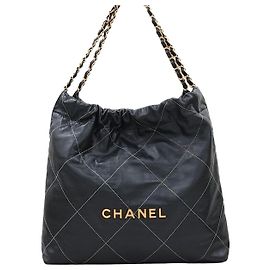 Chanel Borsa a Spalla Medium Stitch Nera con Hardware Oro