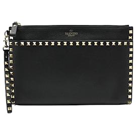 Valentino Clutch con tracolla in pelle nera e dettaglio con lucchetto dorato