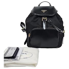 Prada Re-Nylon Rucksack aus gebürstetem Leder