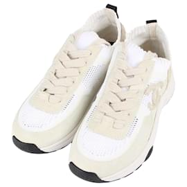 Chanel Strick-Wildleder-Sneaker Creme