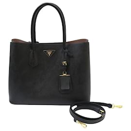 Prada Borsa a mano con tracolla Saffiano Triangle Logo Black