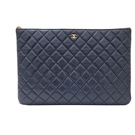 Chanel Clutch Caviar Large
