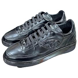 Sneakers Shaposs in pelle di vitello da uomo Chanel Nero
