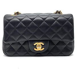 Chanel Borsa a tracolla Classic New Mini in agnello